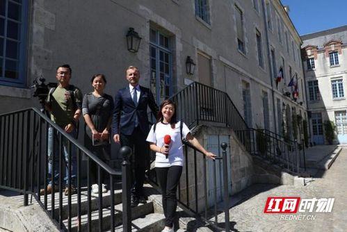 吃瓜事件越南网红视频,视频揭秘背后的惊人真相  第3张