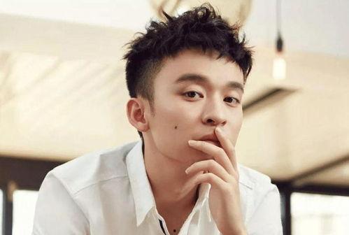 娱乐吃瓜君董子健,娱乐吃瓜界的“瓜王”  第2张