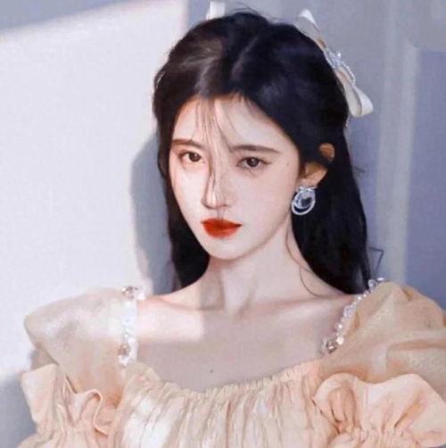 圈内爆料杨紫赵露思,娱乐圈新晋小花之争 第3张 圈内爆料杨紫赵露思,娱乐圈新晋小花之争 第3张