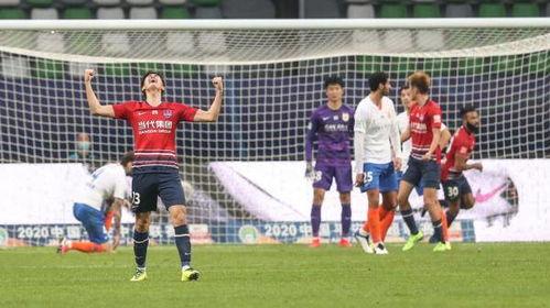 山东鲁能泰山最新爆料,揭秘新赛季备战与转会传闻！”  第2张