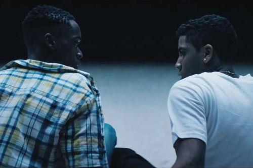 月光男孩在线观看,探寻青春光影下的成长轨迹  第2张