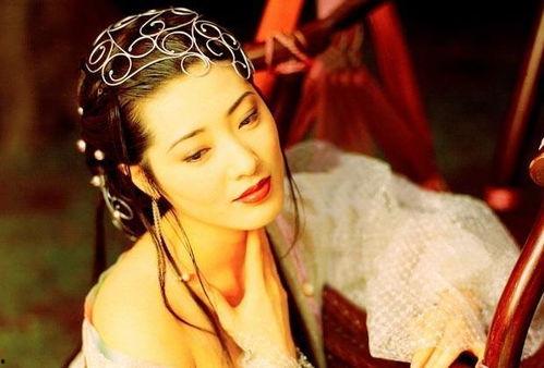 3d金瓶龚在线观看,沉浸式视觉盛宴，在线观看带你穿越古典情色世界  第3张