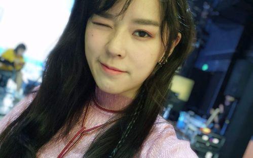 网红事件吃瓜女主角说车,揭秘“吃瓜”背后的豪车传奇  第3张