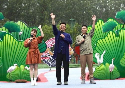 娱乐吃瓜钓鱼视频大全最新,娱乐吃瓜钓鱼视频大盘点，笑料百出，精彩纷呈！  第2张